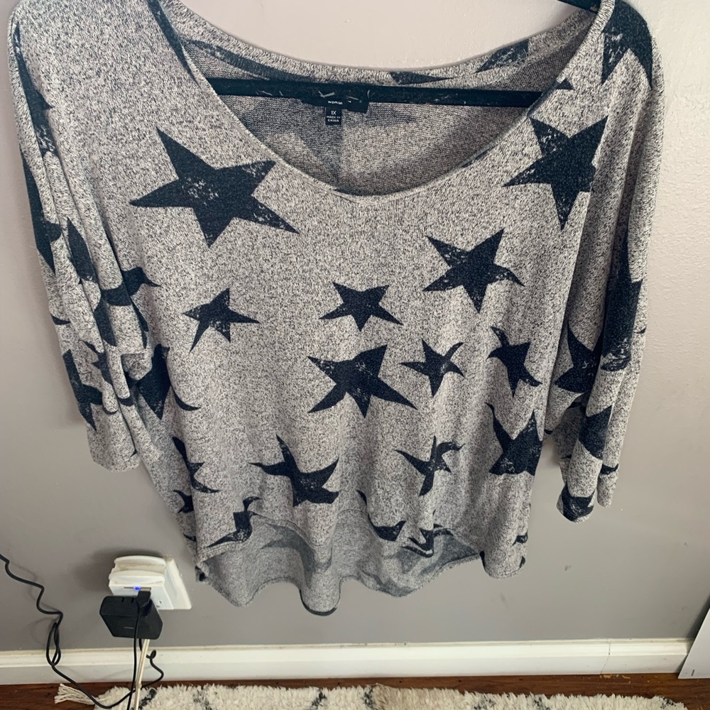 Premise top. Size 1x longer in back